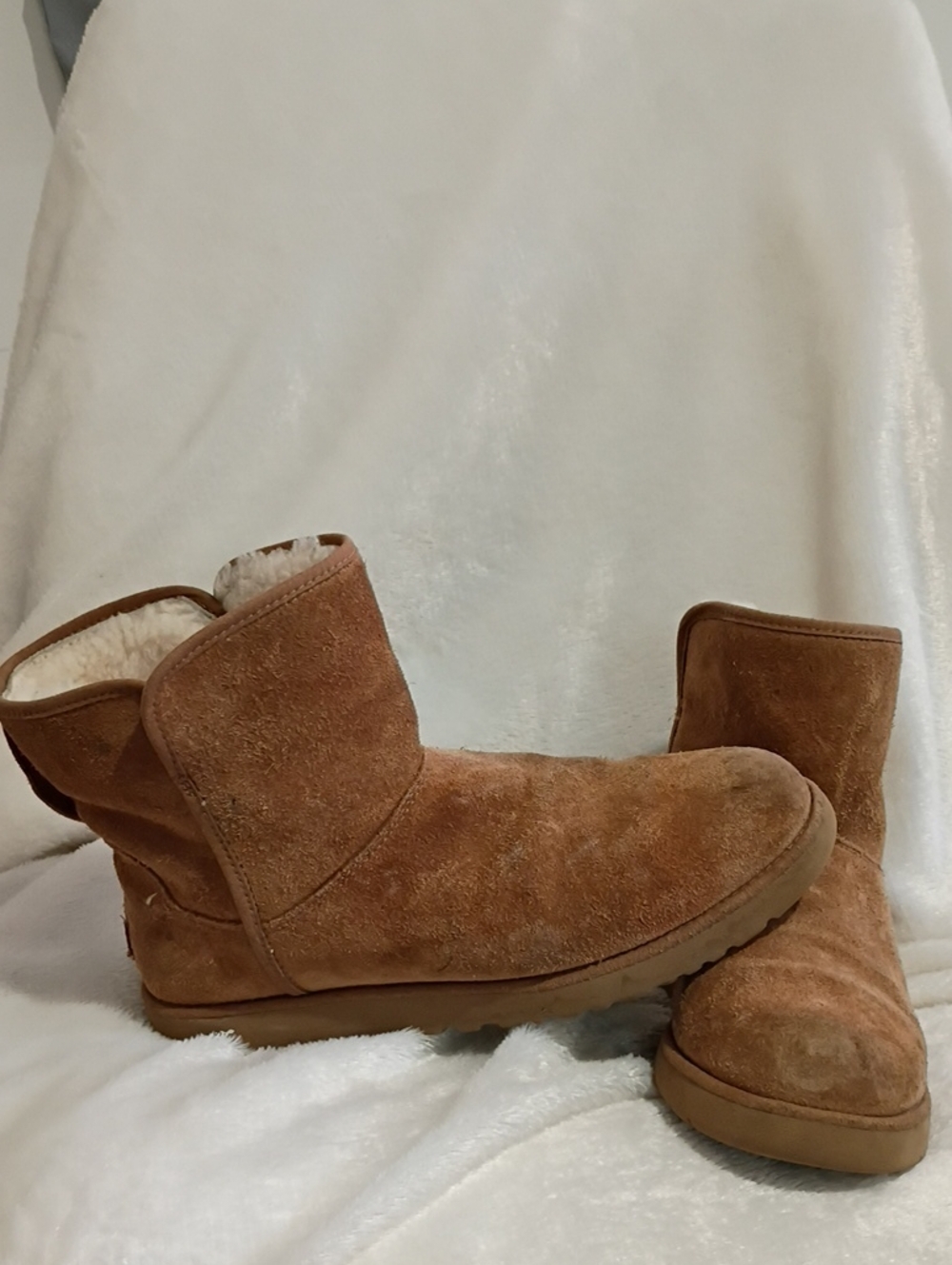 UGG Chestnut Suede Short Shearling Boots